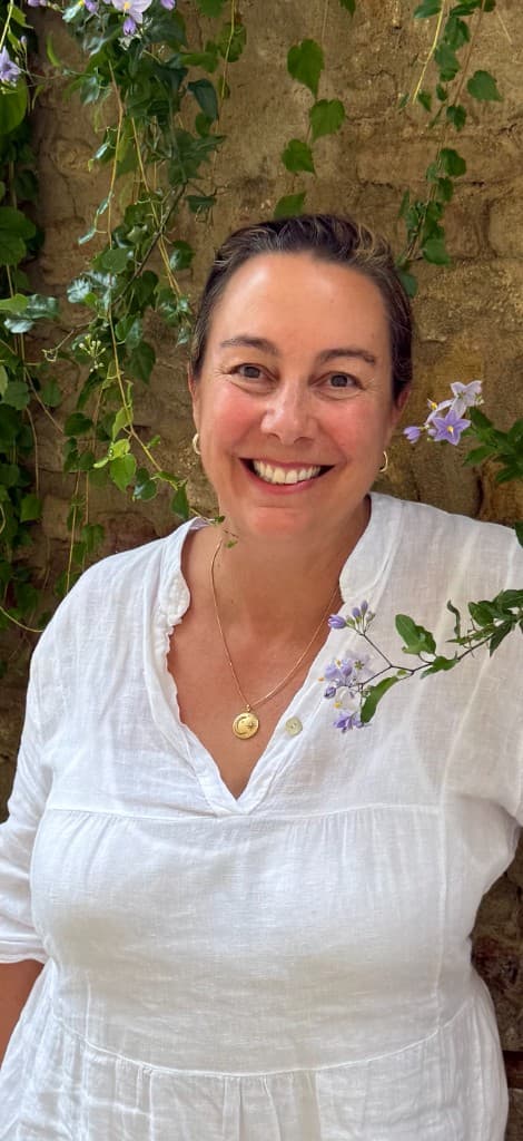 Portrait of Dr. Jennifer Simon